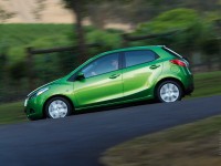 Mazda 2 2007 photo